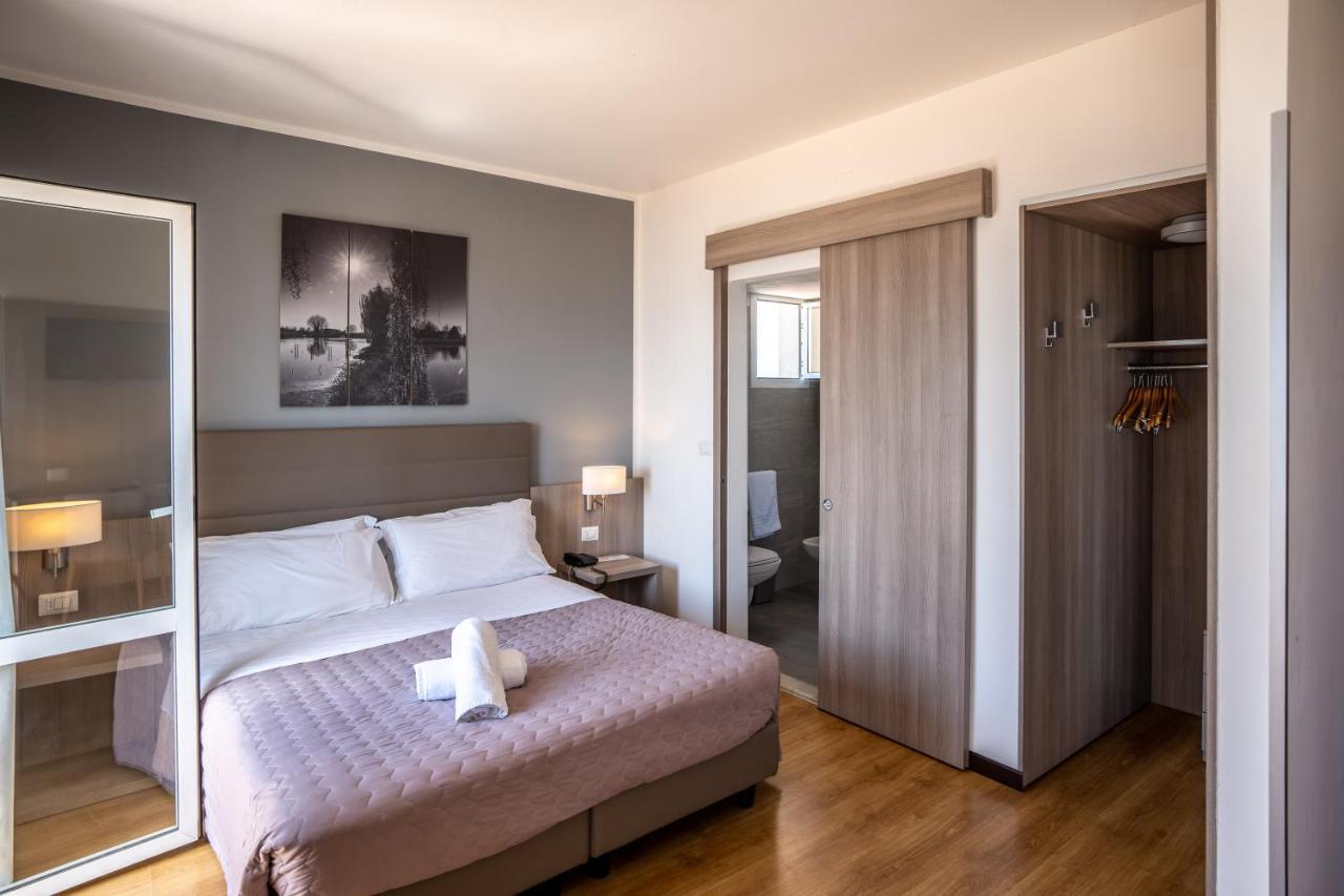 Hotel Loreley リド・ディ・イエゾロ エクステリア 写真