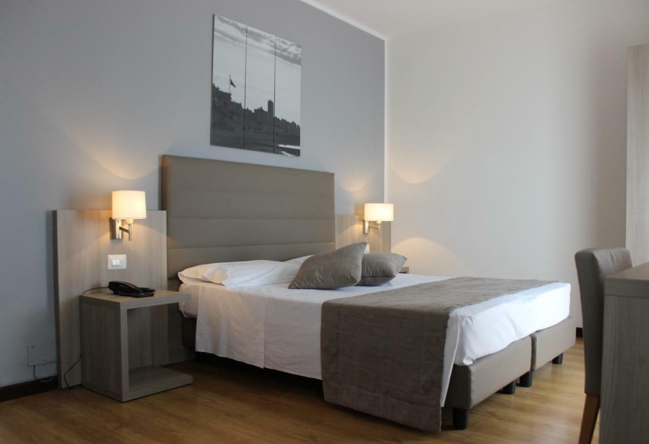 Hotel Loreley リド・ディ・イエゾロ エクステリア 写真