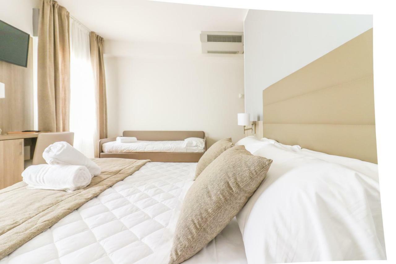 Hotel Loreley リド・ディ・イエゾロ エクステリア 写真